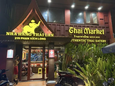Thai Market Restaurant